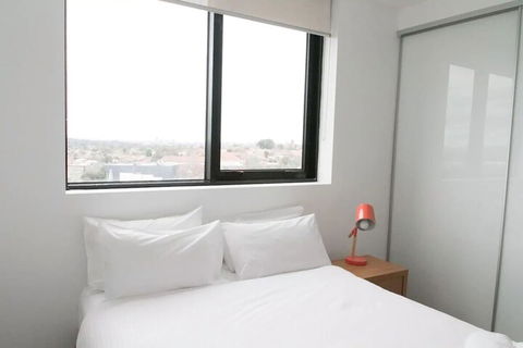 Modern 2 Bedroom Apartment In Melbournes Northcote - Port Augusta Accommodation 5