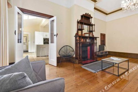 Rose Garden Spacious Family Home Near CBD - Port Augusta Accommodation 3