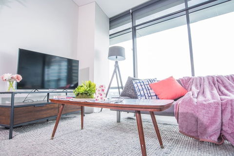 Stunning View Apartment - Port Augusta Accommodation 5