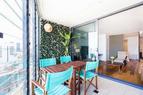 RIVER, 1BDR Melbourne Apartment - Port Augusta Accommodation 6