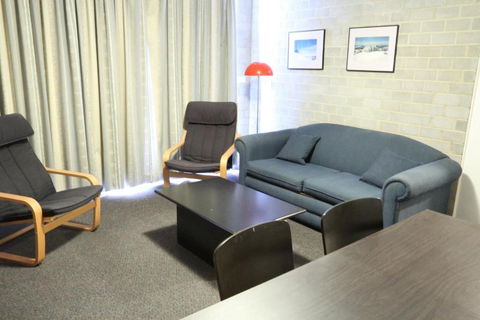Tanderra 4 - Port Augusta Accommodation 1