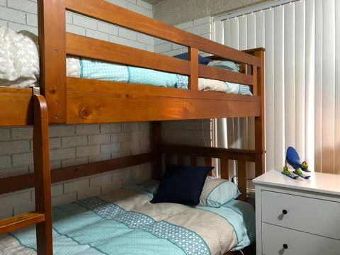 Silvers 1 - Port Augusta Accommodation 6