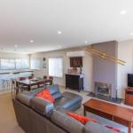 Opus 1 / 10 Poly Cow Lane - Port Augusta Accommodation 0