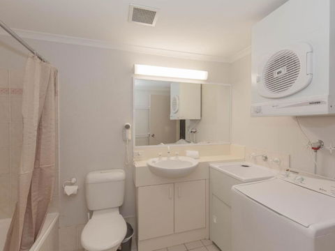Horizons 417 / 10 Kosciuszko Road - Port Augusta Accommodation 2