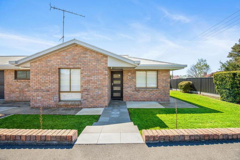 City Four Apartment - Port Augusta Accommodation 6