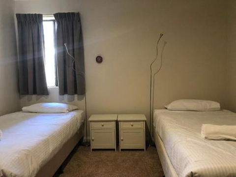 Kirwan 22 - Port Augusta Accommodation 4