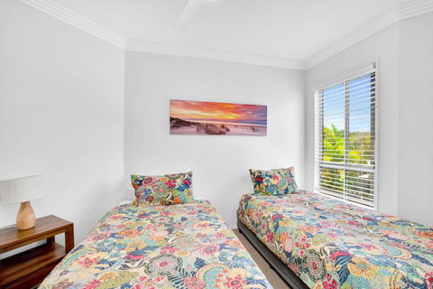 Rainbow Towers 2 Rainbow Beach High On The Hill Panoramic Views Wi Fi - Port Augusta Accommodation 5