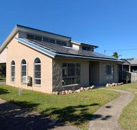 11 Anchovy Street Tin Can Bay Summer Haven coastal retreat - Port Augusta Accommodation