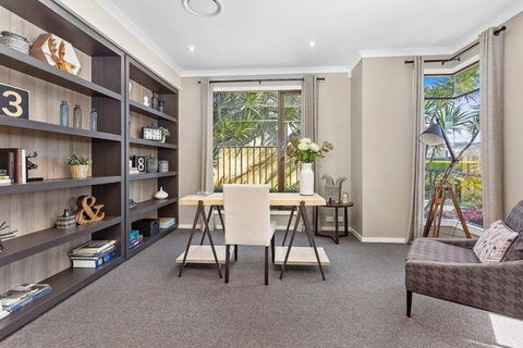 Luxury Brand New Home - Port Augusta Accommodation 2