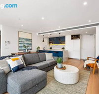 Luxe 101 at Martha Cove waterfront luxury on the marina walk to beach - Port Augusta Accommodation