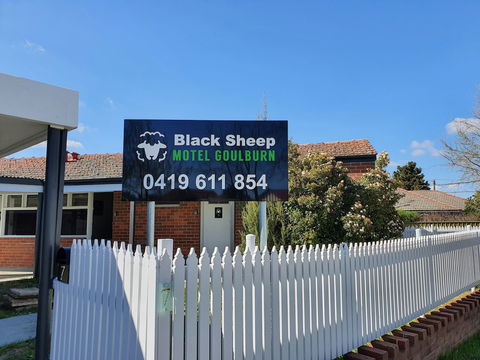 Black Sheep Motel Goulburn - Port Augusta Accommodation 0
