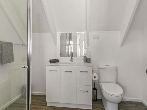 A La Plage - Port Augusta Accommodation 2