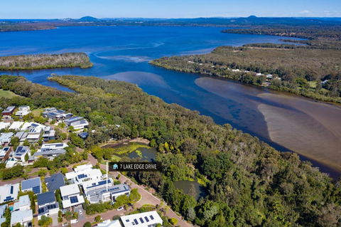 Ultimate Light & Space Noosa Heads - Port Augusta Accommodation 3