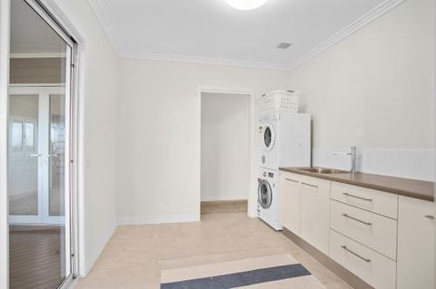 Coastal Retreat - Port Augusta Accommodation 6