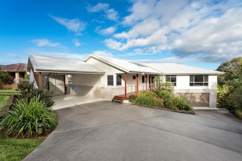 Coastal Retreat - Port Augusta Accommodation 0