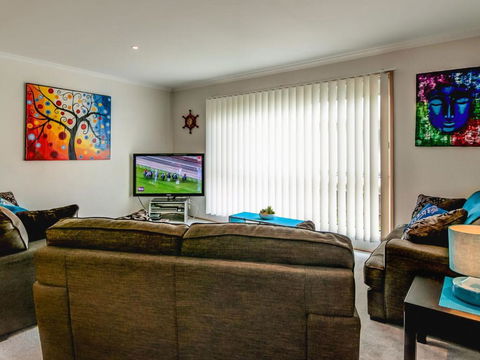 Colonnades - Port Augusta Accommodation 6