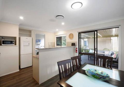 Convenient Location Close To Tuggerah Lake - Port Augusta Accommodation 2