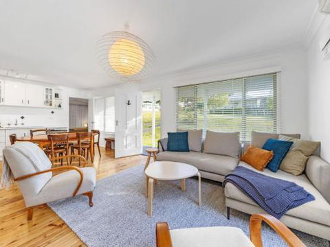 MOBYS At HYAMS Hyams Beach 4pm Check Out Sundays - Port Augusta Accommodation 0