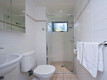 Shoal Bay Beachclub Level G Bayside 07 - Port Augusta Accommodation 5