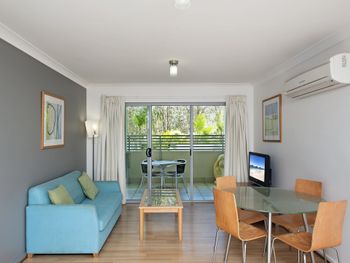 Shoal Bay Beachclub Level G Bayside 07 - Port Augusta Accommodation 1