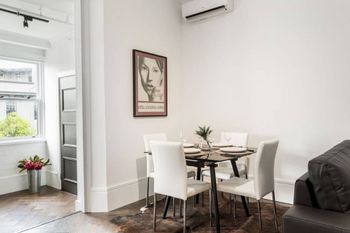 Stylish & Grand Potts Point H354 - Port Augusta Accommodation 5