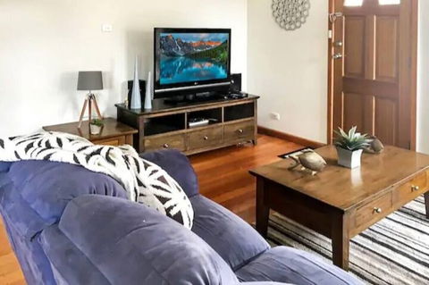 Rye Sleeps 10, Great Weekender - Port Augusta Accommodation 0