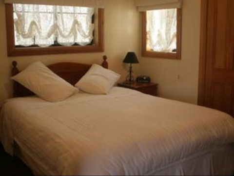 Twin Pines Cottage On Lansdowne - Port Augusta Accommodation 1
