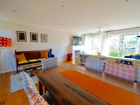 Alices Palace 2 Minute Walk To Lifeguard Patrolled Surf Beach - Port Augusta Accommodation 1