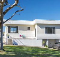 Toms Beach House - Port Augusta Accommodation