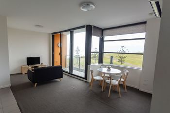 Watt Street 1 BR Apartment W Ocean Views - Port Augusta Accommodation 4