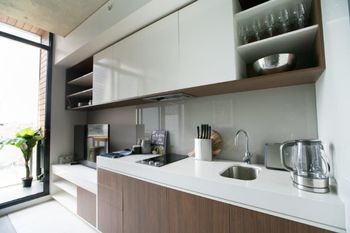 Spacious Apartment Close To Melbourne CBD - Port Augusta Accommodation 1