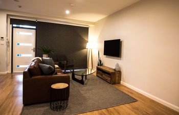 Wickham Newcastle Modern 1 Bed Apartment - Port Augusta Accommodation 2