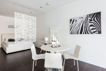 Executive Two Bed Penthouse Studio In The City - Port Augusta Accommodation 6