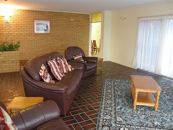 Ambience Holiday Apartments - Port Augusta Accommodation 5
