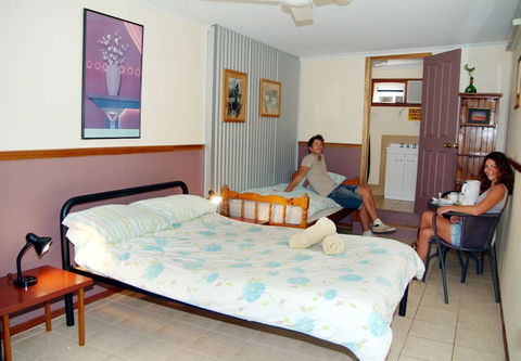 Woolshed Eco Lodge - Port Augusta Accommodation 5