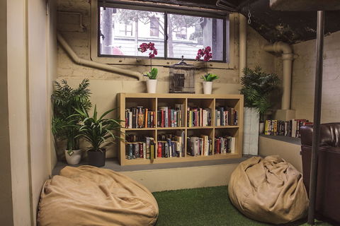 Mad Monkey Backpackers Bayswater - Port Augusta Accommodation 1