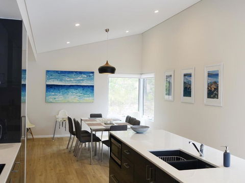 The Villa Dunsborough - Port Augusta Accommodation 5
