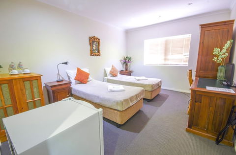 Regency Apartments - Port Augusta Accommodation 2