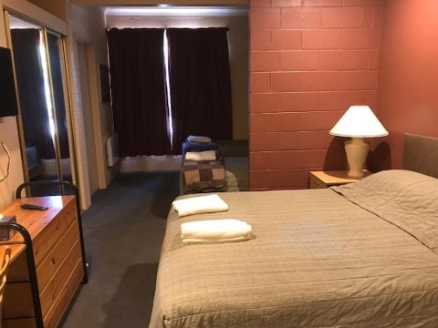 Cottonwood Lodge - Port Augusta Accommodation 5