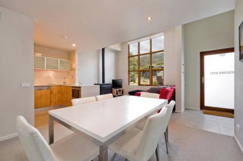 Snow Stream Apartments - Port Augusta Accommodation 6