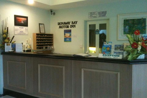 Runaway Bay Motor Inn - Port Augusta Accommodation 3