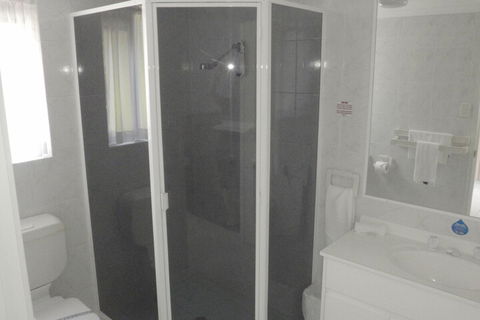 Runaway Bay Motor Inn - Port Augusta Accommodation 5