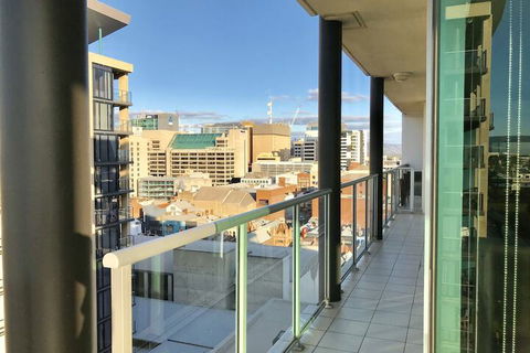 Adelaide DressCircle Apartments North Terrace - Port Augusta Accommodation 2