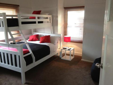 Ploughmans On Wallis Horsham - Port Augusta Accommodation 6
