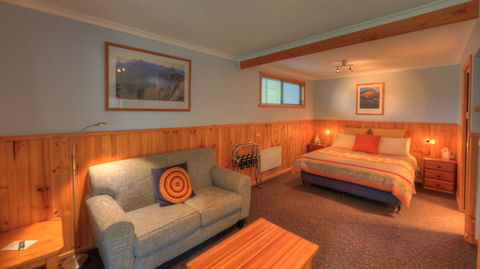 Derwent Bridge Chalets & Studios - Port Augusta Accommodation 5