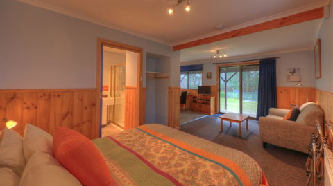 Derwent Bridge Chalets & Studios - Port Augusta Accommodation 6