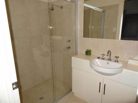 Hahndorf Oak Tree Cottages - Port Augusta Accommodation 3