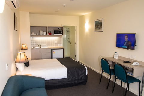 Shoreline Hotel - Port Augusta Accommodation 0