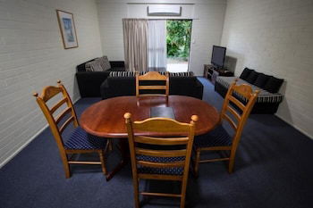 Emerald Gardens Motel & Apartments - Port Augusta Accommodation 3