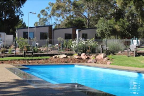 Halls Gap Lakeside Tourist Park - Port Augusta Accommodation 2